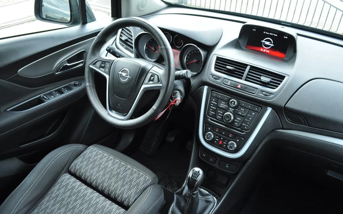 Opel Mokka cena 45900 przebieg: 136000, rok produkcji 2015 z Przasnysz małe 106